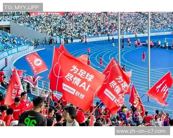 中国足球球星跨界进军娱乐圈 探索足球与演艺圈的完美融合 中国足球球星跨界进军娱乐圈 探索足球与演艺圈的完美融合